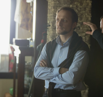 Слоны могут играть в футбол