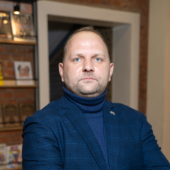 Связаться с нашим специалистом